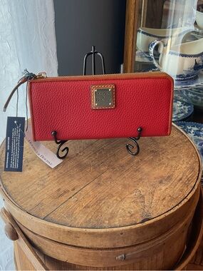Dooney & Bourke Red Pebbled Leather Zip Wallet NWT